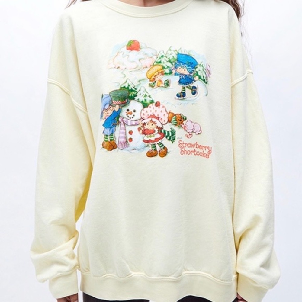 Strawberry Shortcake Christmas Sweatshirt